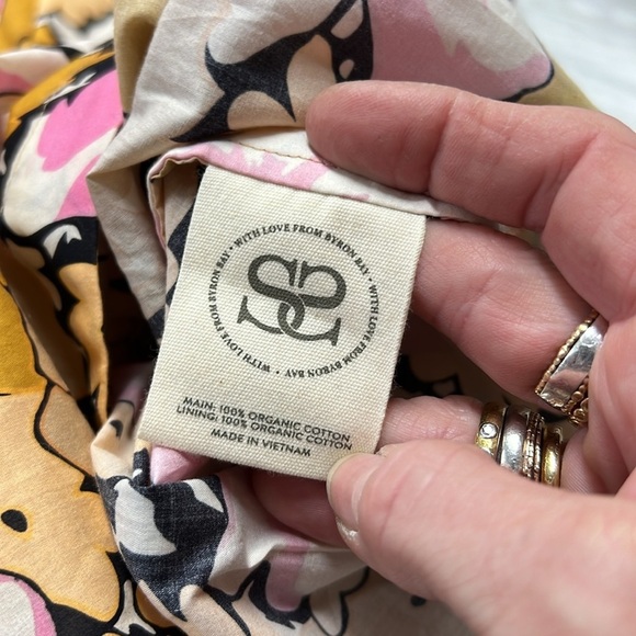 Spell NWOT Aloha Floral Short Sleeve Mini Dress Size M - Picture 9 of 10